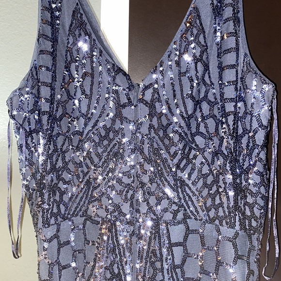 PROM DRESS🔮💎 - Picture 4 of 4